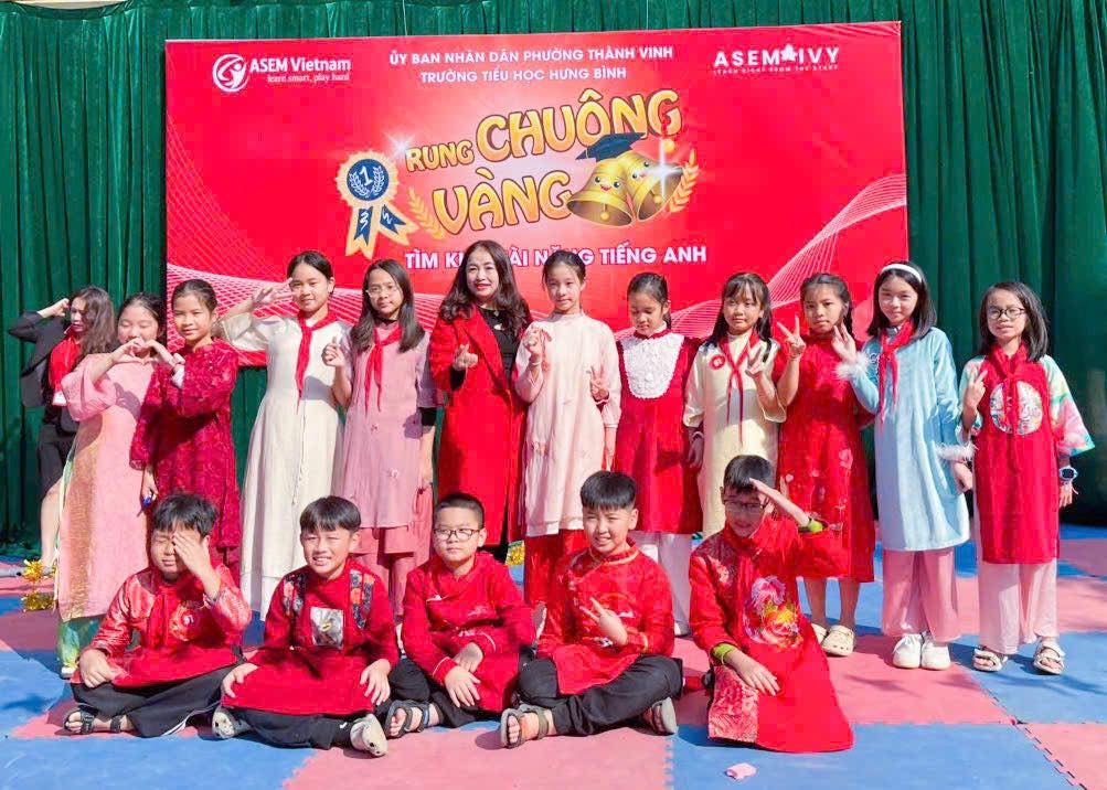 Sân chơi Golden Bell Challenge do Trường Tiểu học Hưng Bình phối hợp cùng Trung tâm Anh ngữ Asem Ivy tổ chức đã tìm thấy những chủ nhân xứng đáng cho những danh hiệu cao nhất!
