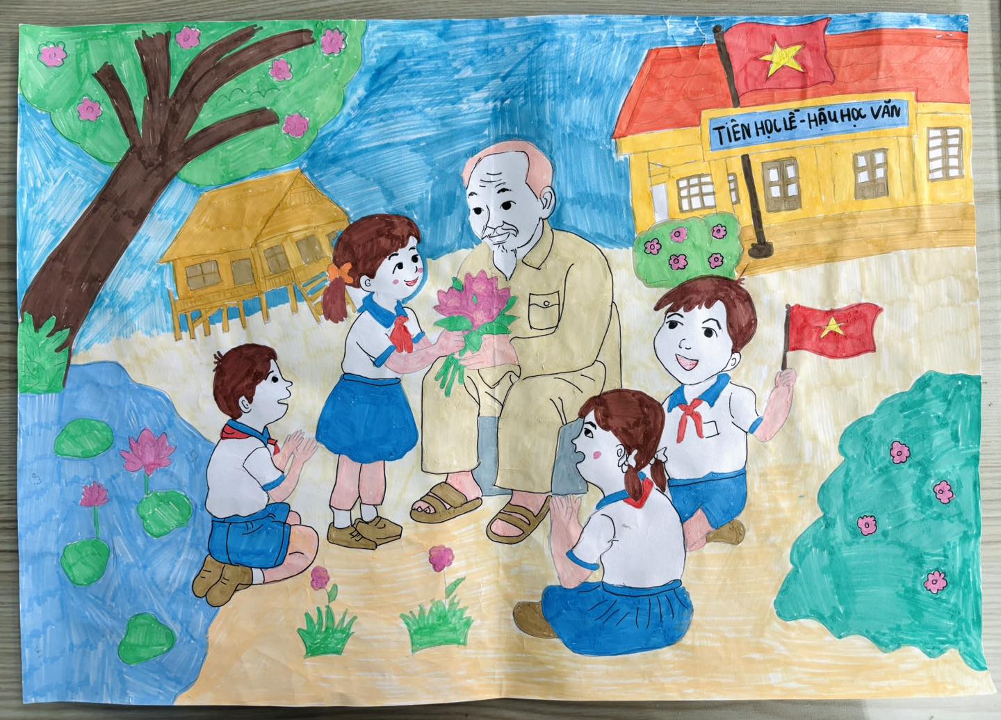 TRANH VẼ THAM DỰ CUỘC THI