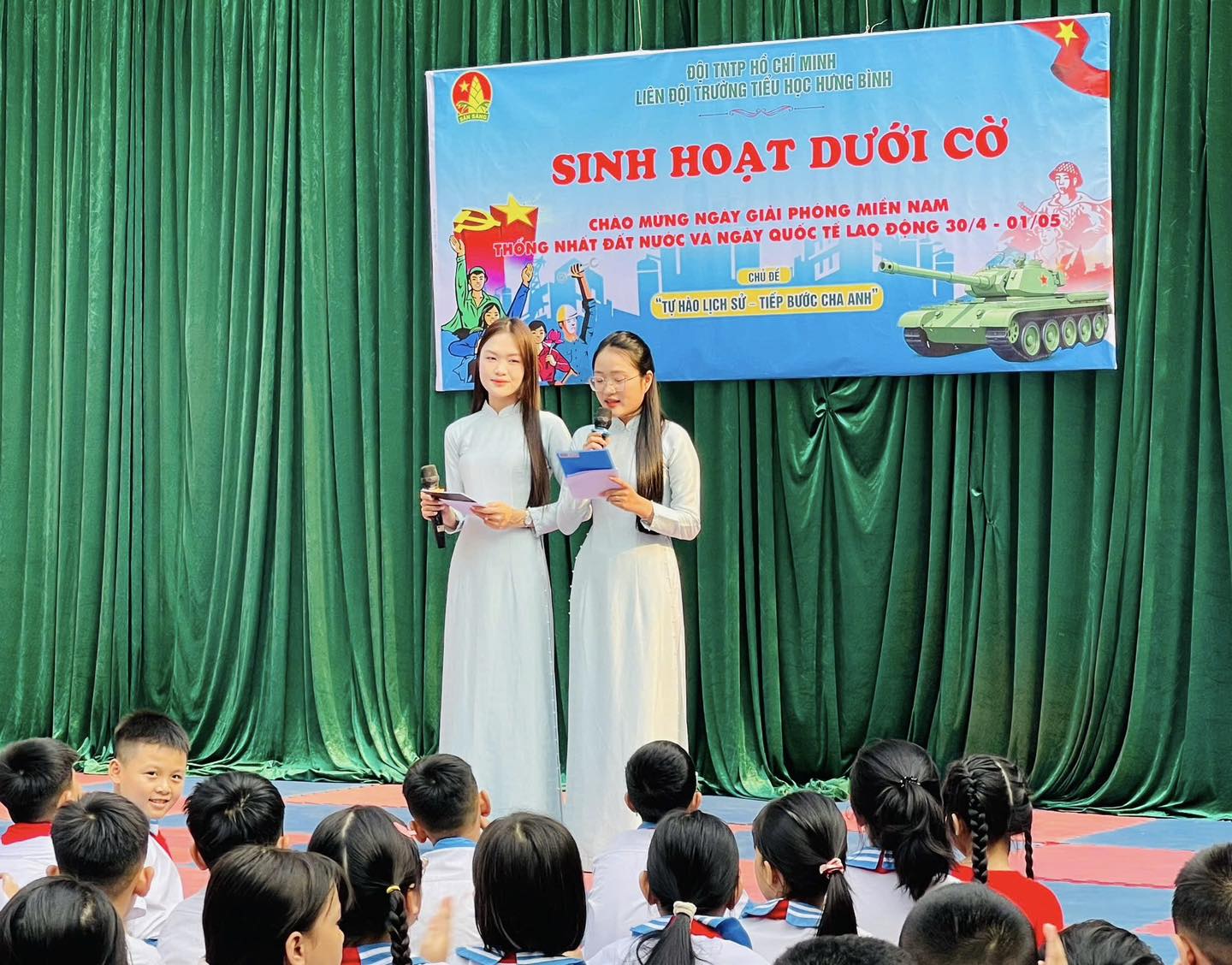 SÔI NỔI TIẾT SHDC CHÀO MỪNG THÁNG TƯ LỊCH SỬ