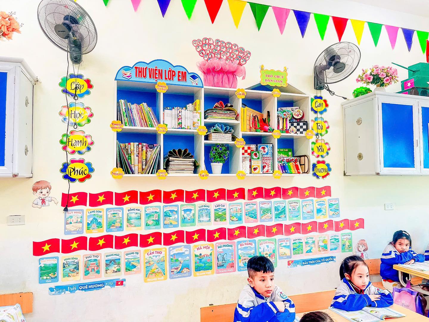 PHONG TRÀO “LỚP SẠCH – LỚP ĐẸP – LỚP THÂN THIỆN” CHÀO MỪNG NGÀY NHÀ GIÁO VIỆT NAM 20/11