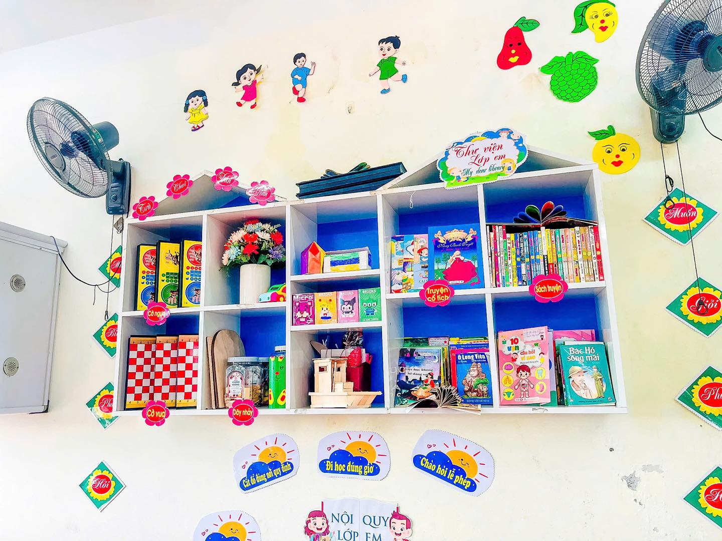 PHONG TRÀO “LỚP SẠCH – LỚP ĐẸP – LỚP THÂN THIỆN” CHÀO MỪNG NGÀY NHÀ GIÁO VIỆT NAM 20/11