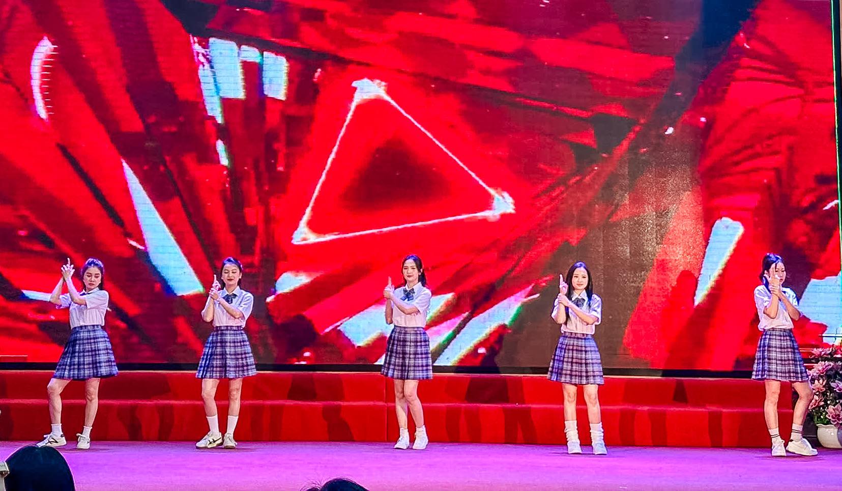 TOẠ ĐÀM NGÀY NHÀ GIÁO VIỆT NAM 20/11 – TRƯỜNG TIỂU HỌC HƯNG BÌNH