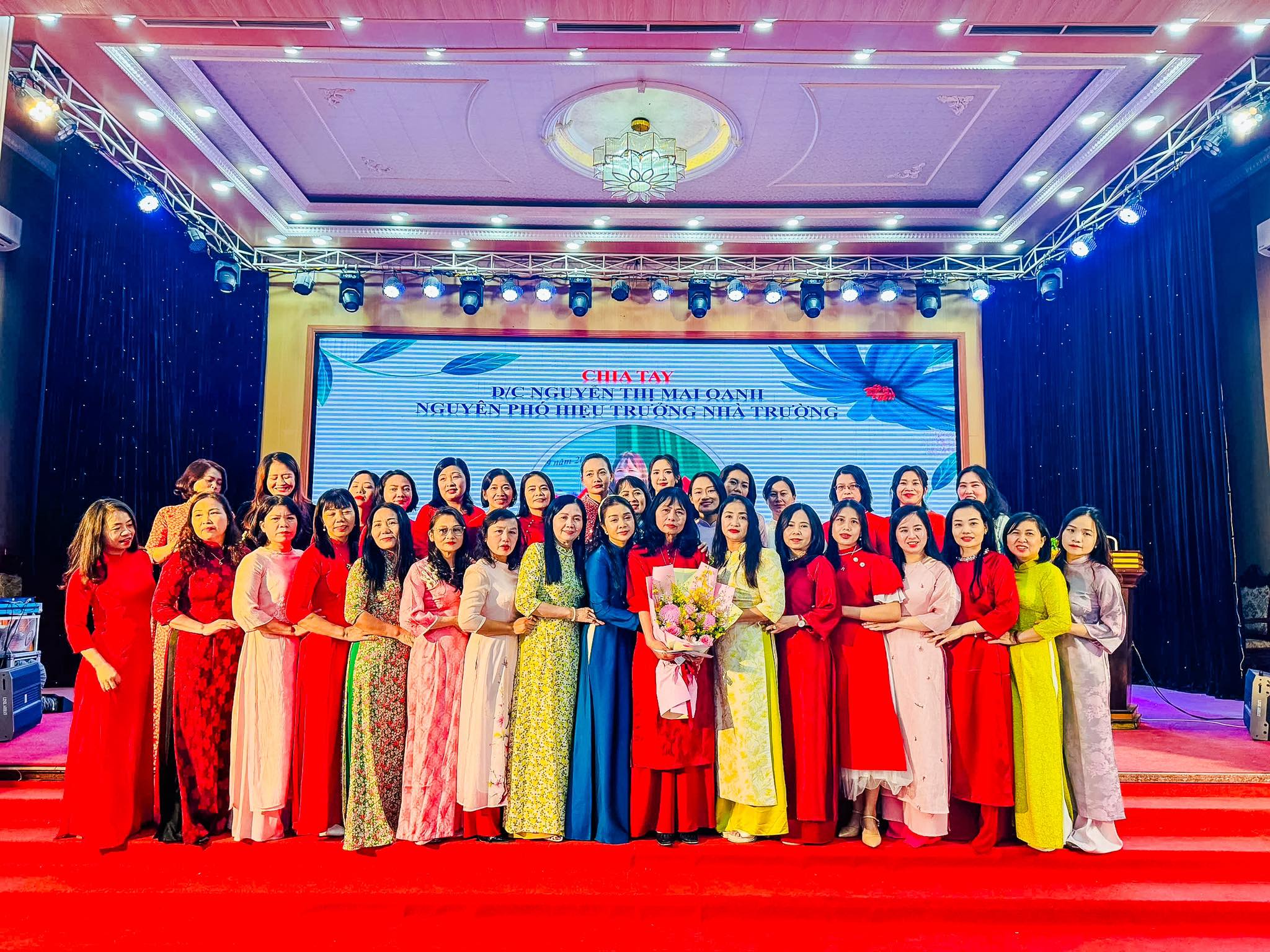 TOẠ ĐÀM NGÀY NHÀ GIÁO VIỆT NAM 20/11 – TRƯỜNG TIỂU HỌC HƯNG BÌNH