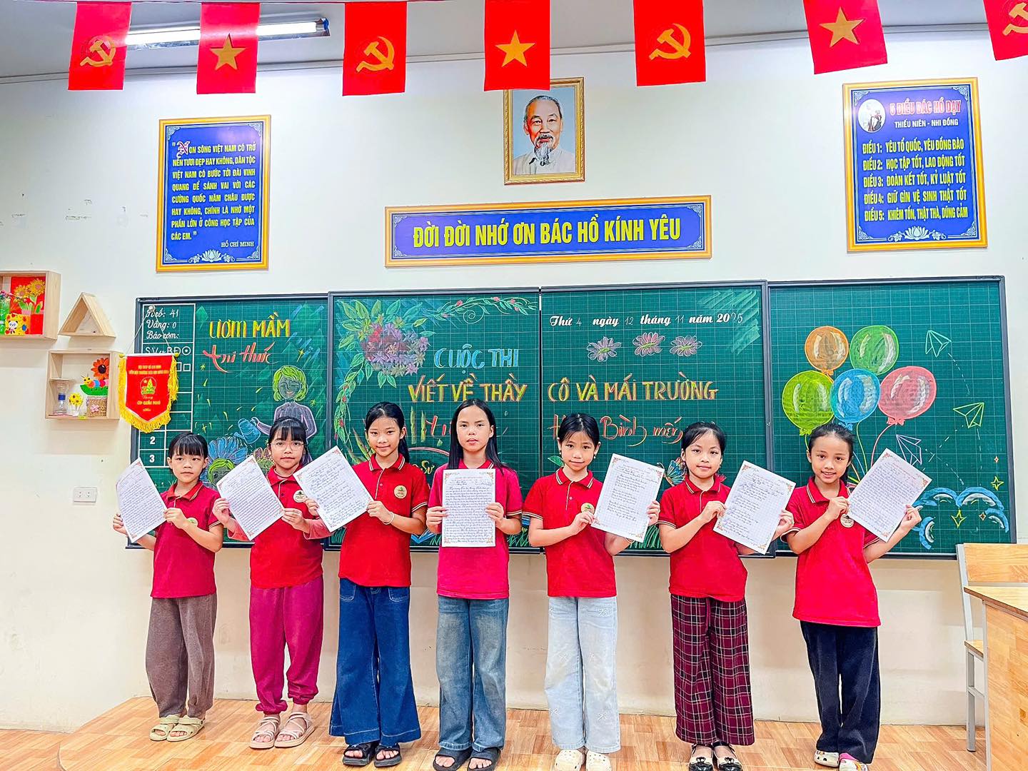 HỘI THI “VIẾT VỀ THẦY CÔ VÀ MÁI TRƯỜNG HƯNG BÌNH MẾN THƯƠNG”