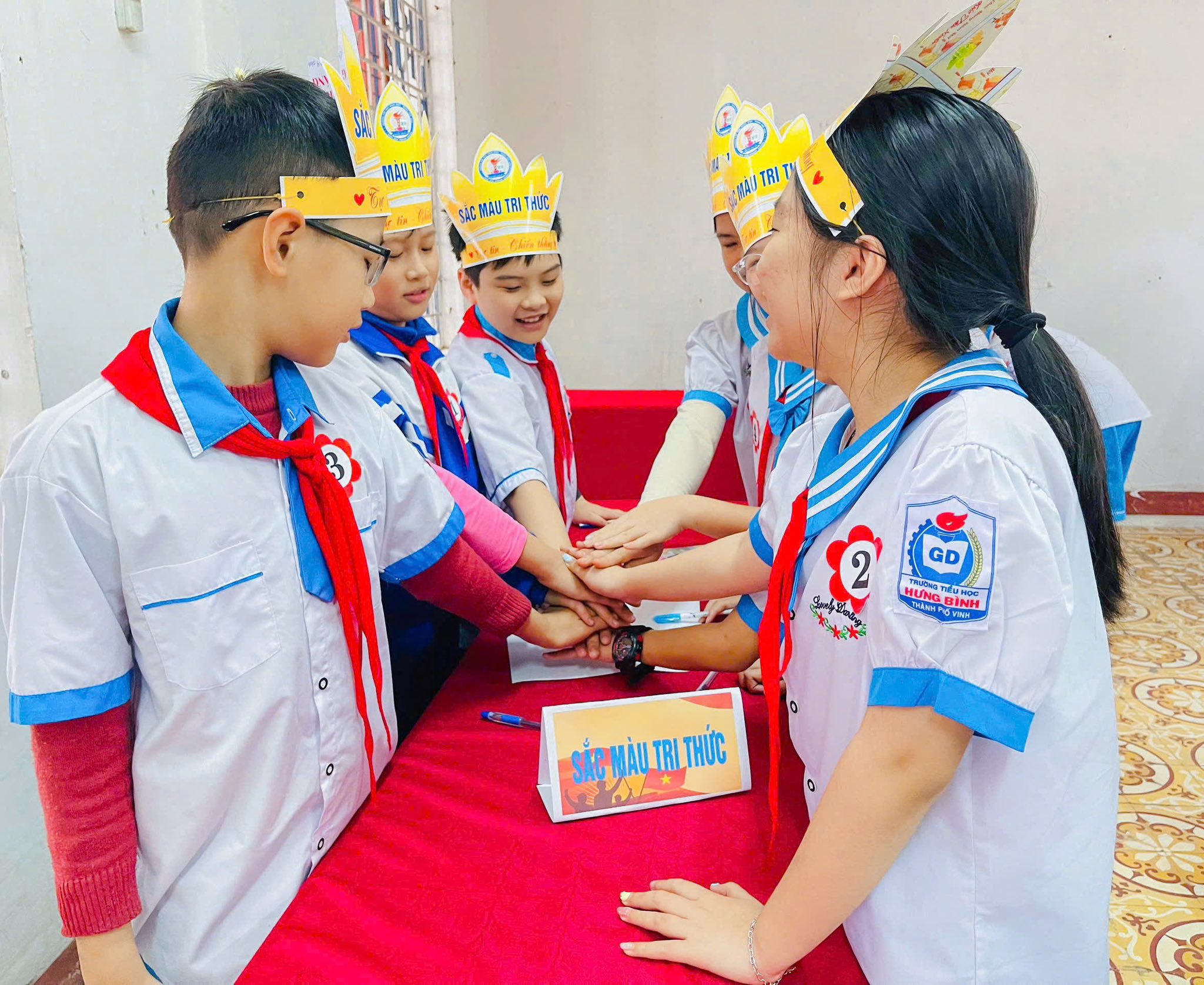 VĂN BAY BỔNG - TOÁN VỮNG VÀNG - TUỔI THƠ TOẢ SÁNG