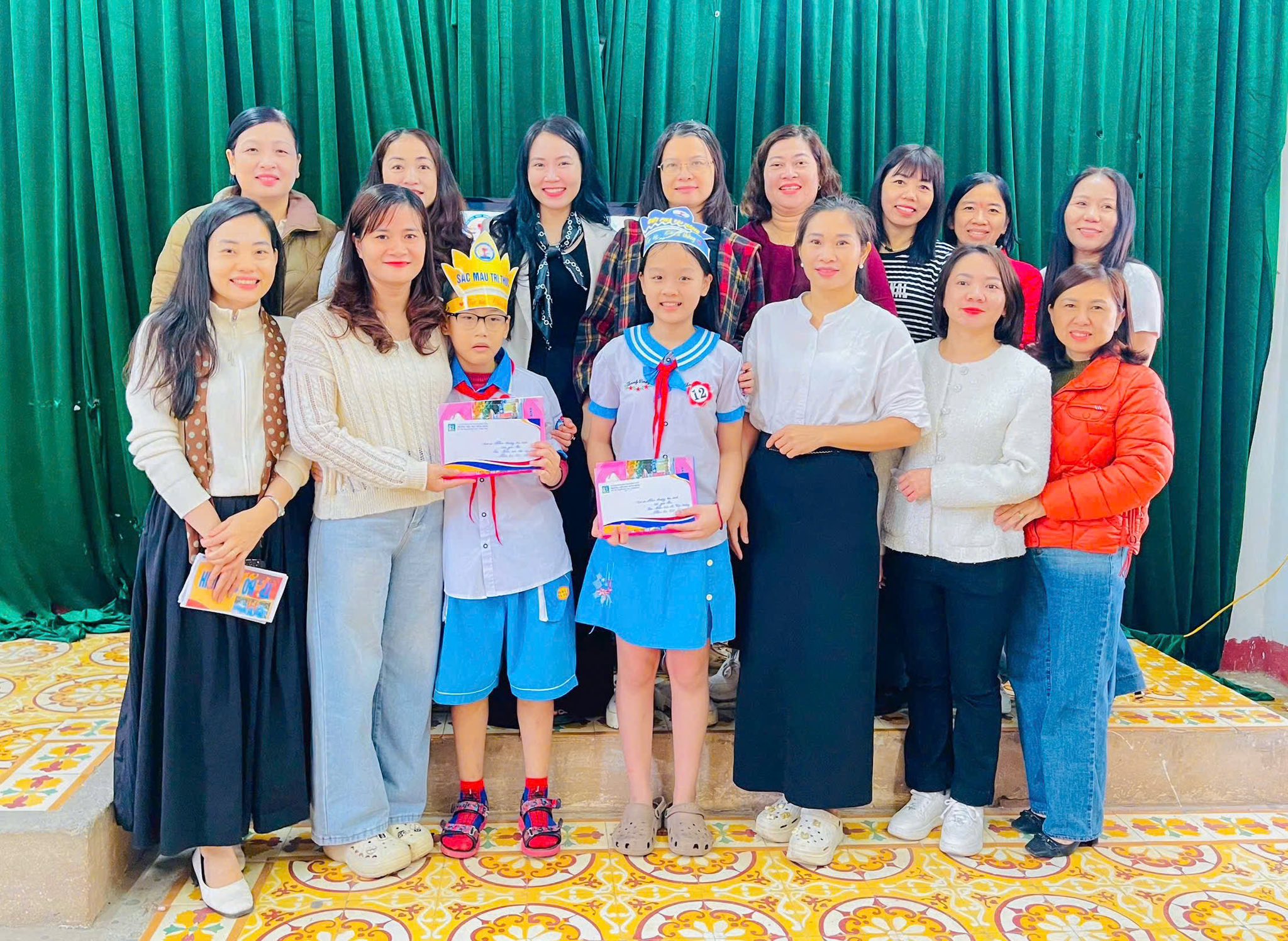 VĂN BAY BỔNG - TOÁN VỮNG VÀNG - TUỔI THƠ TOẢ SÁNG