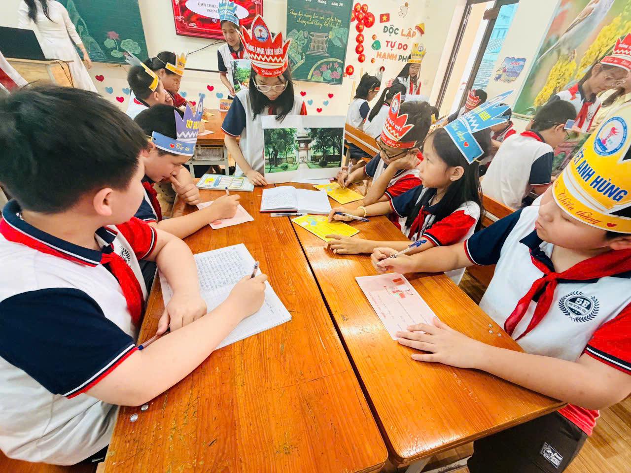 CHUYÊN ĐỀ CẤP TRƯỜNG Môn Tiếng Việt – Tiết Trao đổi: “Theo dòng lịch sử”