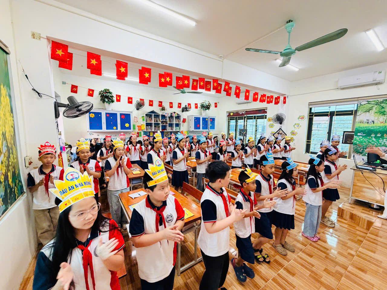 CHUYÊN ĐỀ CẤP TRƯỜNG Môn Tiếng Việt – Tiết Trao đổi: “Theo dòng lịch sử”