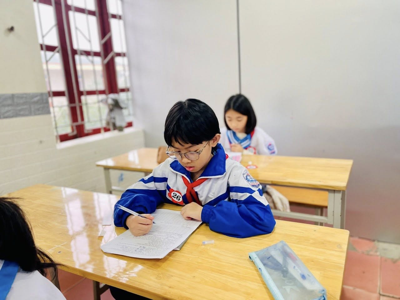 VĂN BAY BỔNG - TOÁN VỮNG VÀNG - TUỔI THƠ TOẢ SÁNG