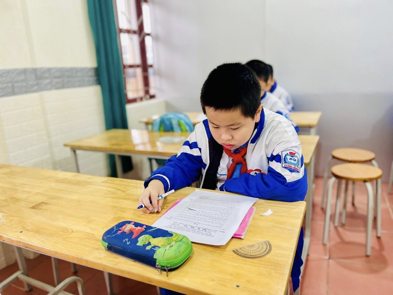 VĂN BAY BỔNG - TOÁN VỮNG VÀNG - TUỔI THƠ TOẢ SÁNG